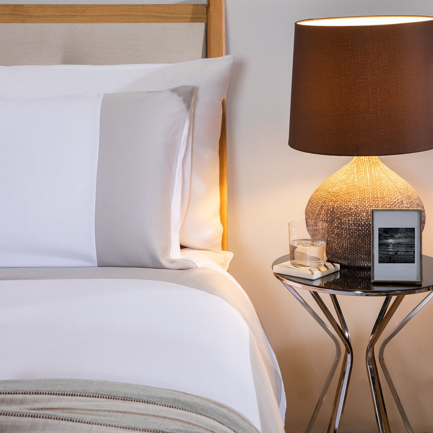 Dekbedovertrekset | Fuerte - Wit/Donkergrijs | Bamboe & Katoen - Pure Harmony