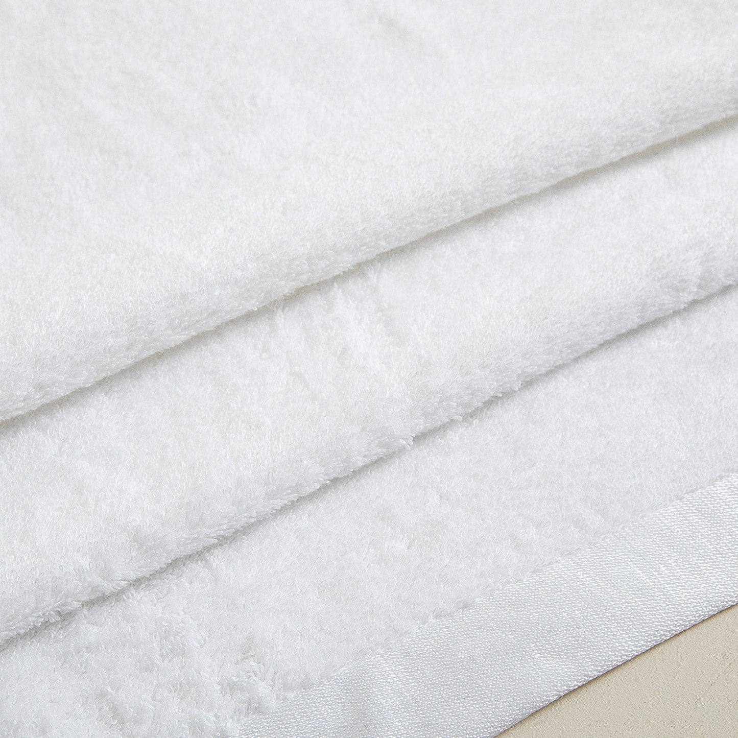 Handdoek | Floss - Wit | Bamboe & Katoen - Pure Harmony