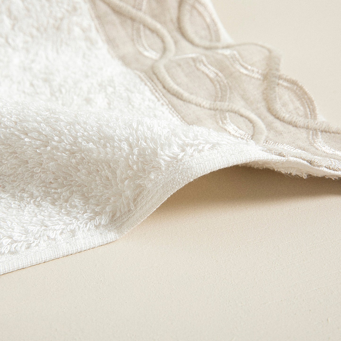 Towel | Border - Ecru