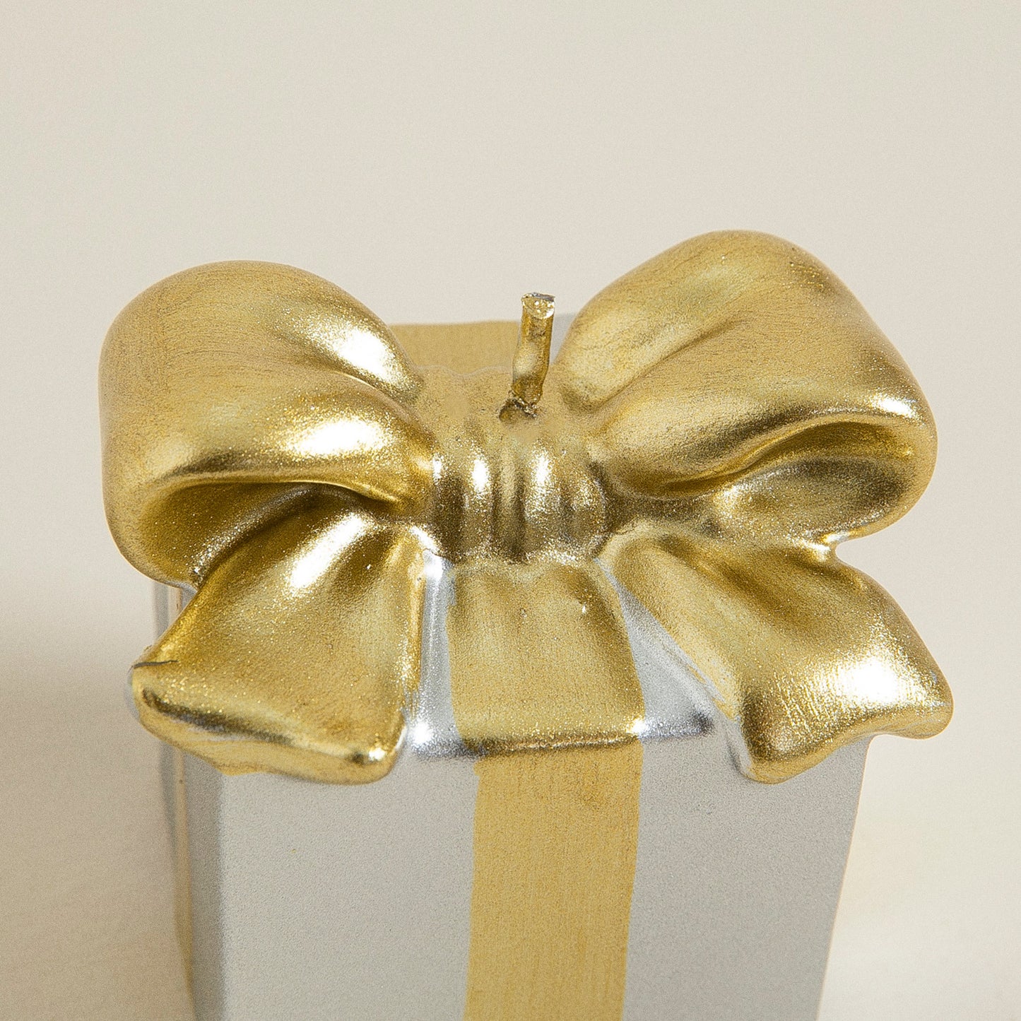 Candle | Present - Silver