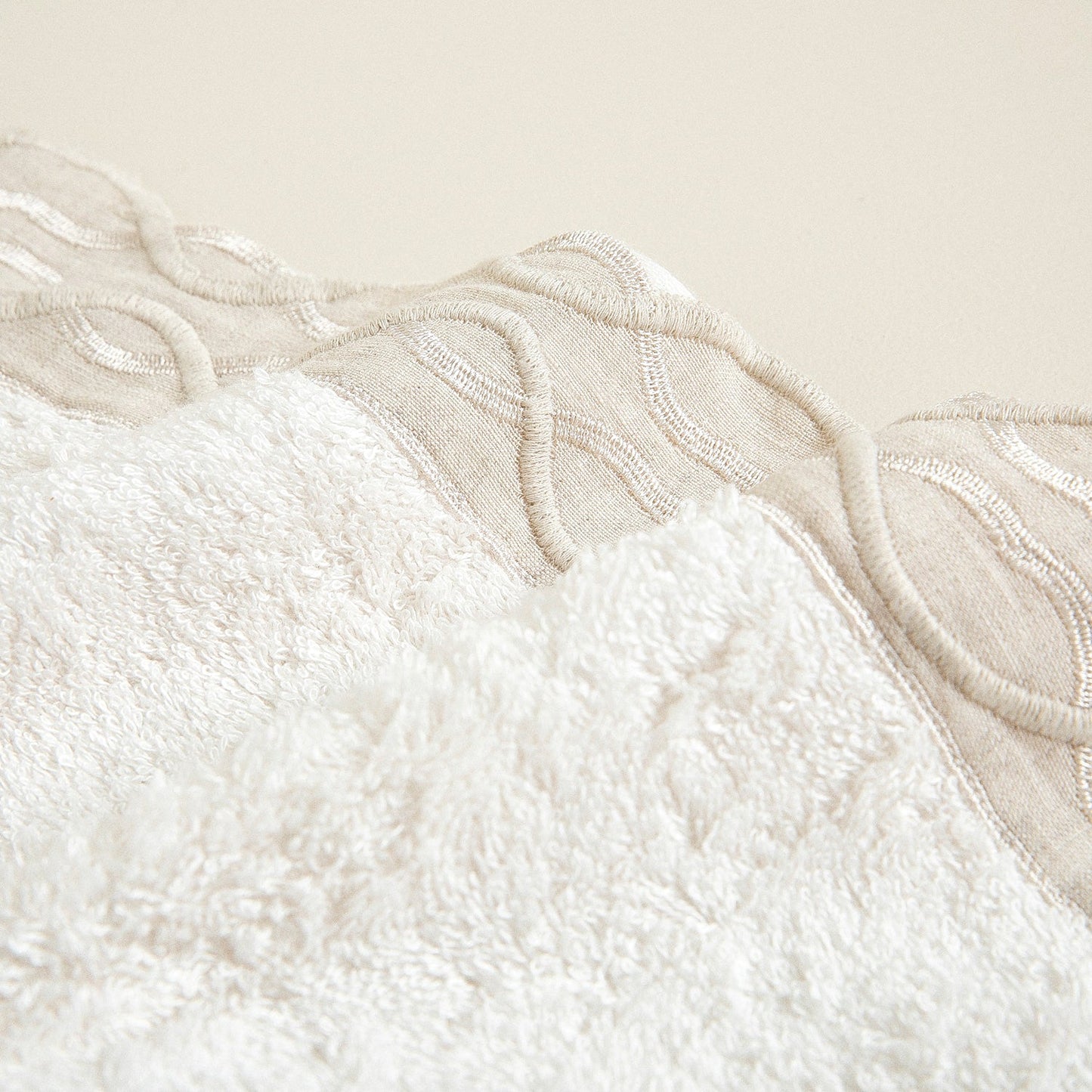 Handdoek | Border - Ecru | Bamboe & Katoen - Pure Harmony