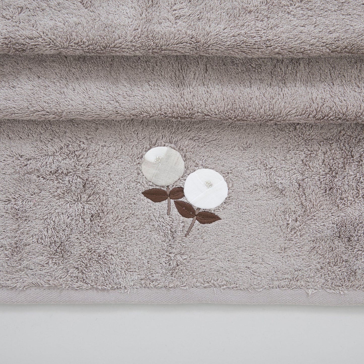 Handdoek | Bruto - Mink | Bamboe & Katoen - Pure Harmony