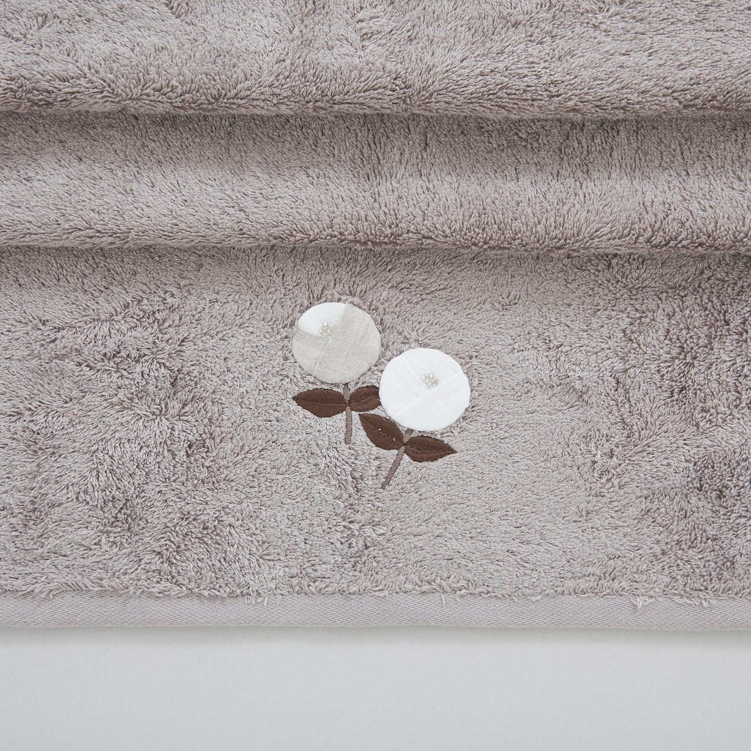 Handdoek | Bruto - Mink | Bamboe & Katoen - Pure Harmony