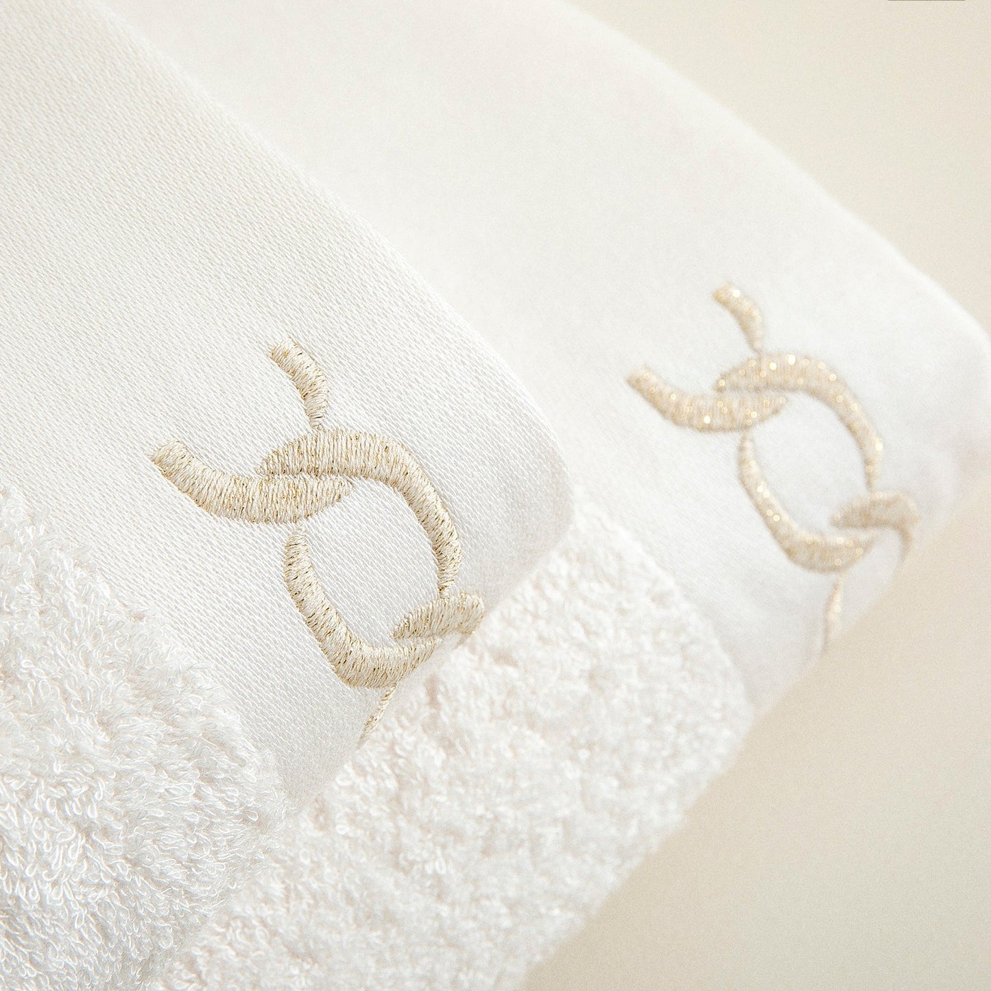 Handdoek | Corrente - Ecru/Goud | Bamboe & Katoen - Pure Harmony
