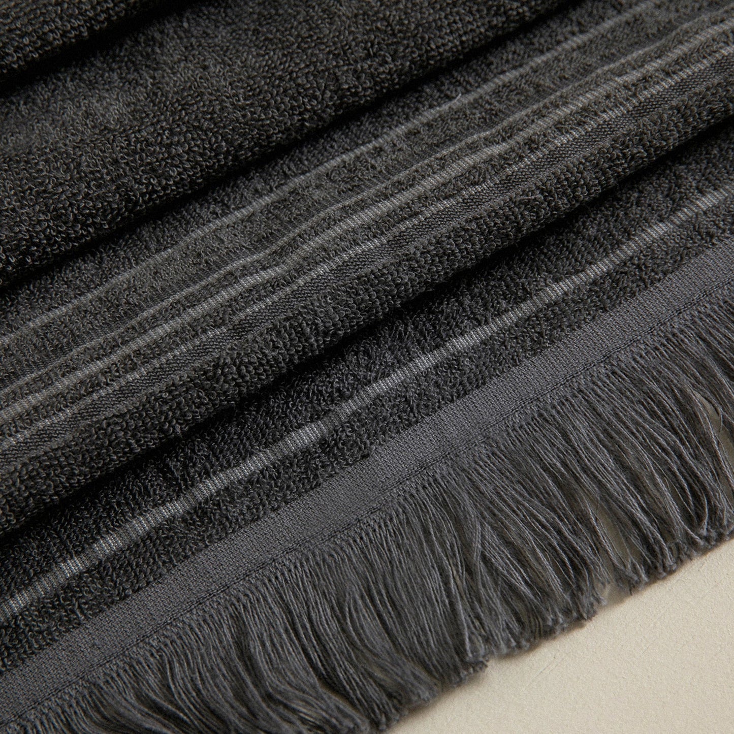 Handdoek | Derin - Asgrijs | Bamboe & Katoen - Pure Harmony